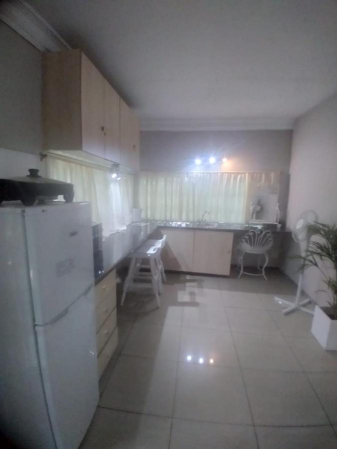 Amethyst Suites Springs  Εξωτερικό φωτογραφία