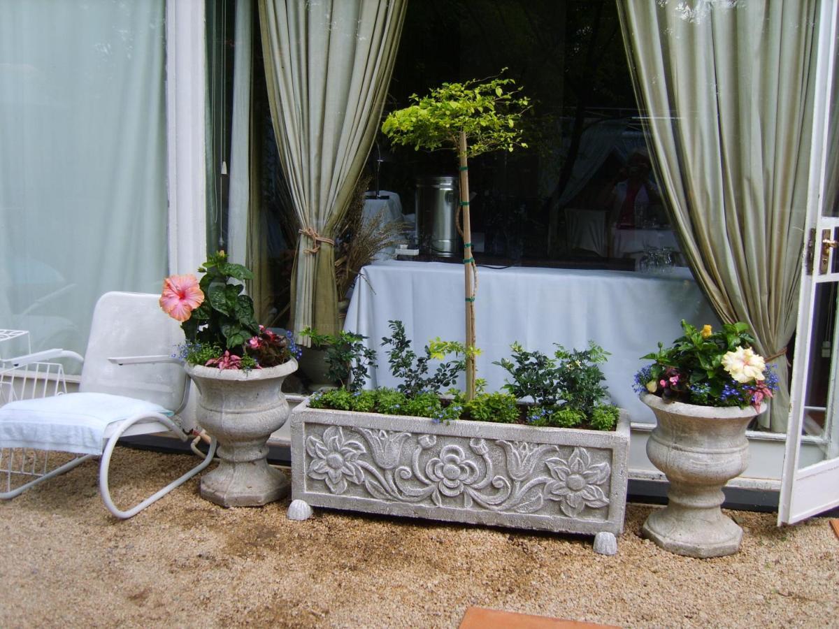 Amethyst Suites Springs  Εξωτερικό φωτογραφία